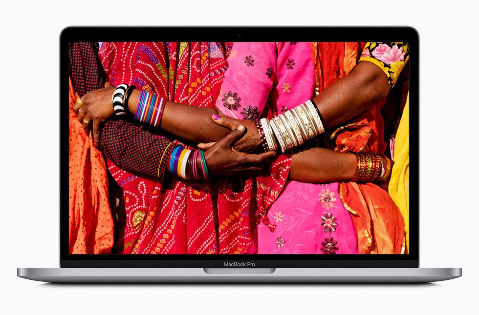 Apple_new-macbookpro-xcode-screen